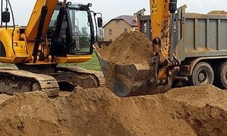 Выкопать яму экскаватором в Алексеевке от 950 руб. - 2Землекопа-Лкв